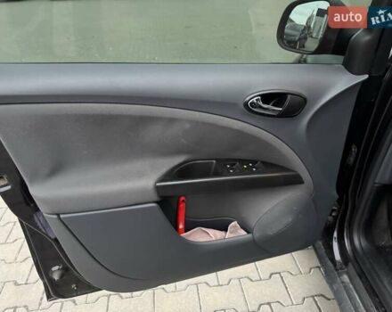 Черный Сеат Altea XL, объемом двигателя 2 л и пробегом 262 тыс. км за 5300 $, фото 28 на Automoto.ua