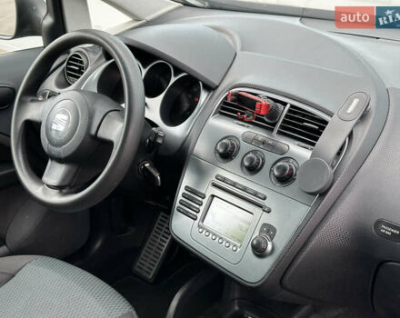 Чорний Сеат Altea XL, об'ємом двигуна 1.6 л та пробігом 293 тис. км за 4690 $, фото 43 на Automoto.ua