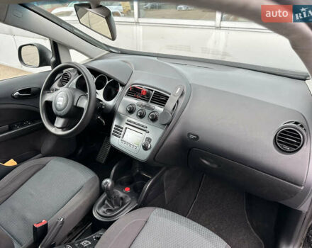 Чорний Сеат Altea XL, об'ємом двигуна 1.6 л та пробігом 293 тис. км за 4690 $, фото 42 на Automoto.ua