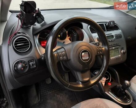 Черный Сеат Altea XL, объемом двигателя 2 л и пробегом 262 тыс. км за 5300 $, фото 20 на Automoto.ua