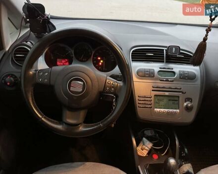 Черный Сеат Altea XL, объемом двигателя 2 л и пробегом 262 тыс. км за 5300 $, фото 22 на Automoto.ua