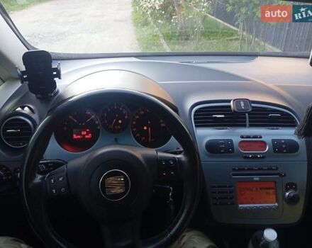 Черный Сеат Altea XL, объемом двигателя 2 л и пробегом 262 тыс. км за 6000 $, фото 8 на Automoto.ua