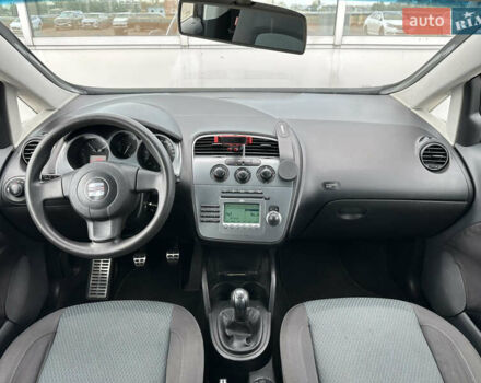 Чорний Сеат Altea XL, об'ємом двигуна 1.6 л та пробігом 293 тис. км за 4690 $, фото 46 на Automoto.ua