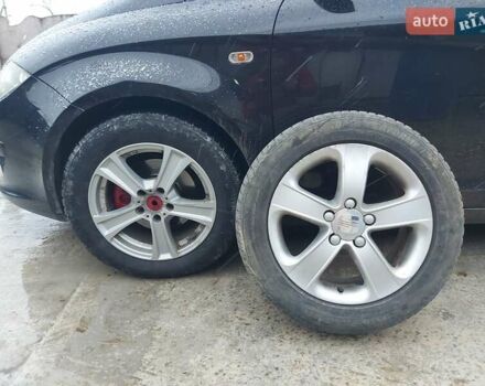 Черный Сеат Altea XL, объемом двигателя 1.9 л и пробегом 263 тыс. км за 6000 $, фото 7 на Automoto.ua