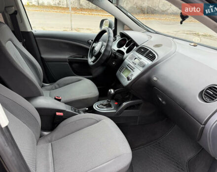 Чорний Сеат Altea XL, об'ємом двигуна 2 л та пробігом 292 тис. км за 5999 $, фото 16 на Automoto.ua