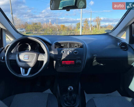 Черный Сеат Altea XL, объемом двигателя 1.39 л и пробегом 222 тыс. км за 5700 $, фото 12 на Automoto.ua