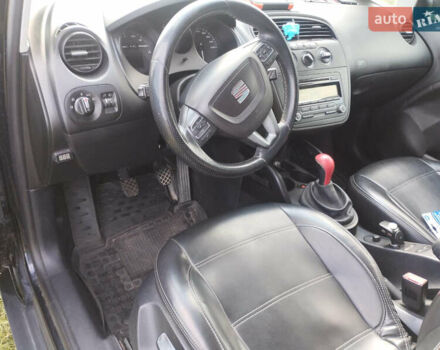 Черный Сеат Altea XL, объемом двигателя 1.6 л и пробегом 271 тыс. км за 6900 $, фото 3 на Automoto.ua
