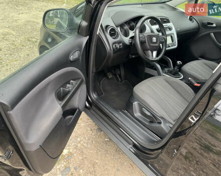 Черный Сеат Altea XL, объемом двигателя 1.2 л и пробегом 180 тыс. км за 5750 $, фото 8 на Automoto.ua