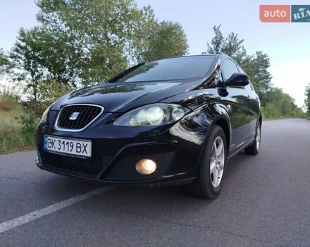 Черный Сеат Altea XL, объемом двигателя 1.6 л и пробегом 237 тыс. км за 7600 $, фото 2 на Automoto.ua