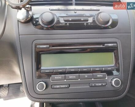 Черный Сеат Altea XL, объемом двигателя 1.6 л и пробегом 237 тыс. км за 7600 $, фото 17 на Automoto.ua