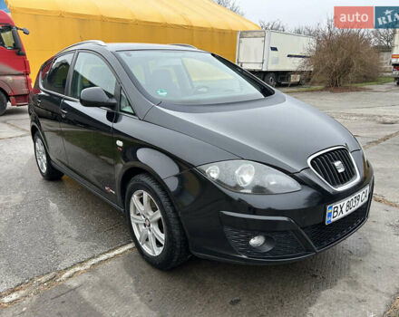 Черный Сеат Altea XL, объемом двигателя 2 л и пробегом 286 тыс. км за 7900 $, фото 4 на Automoto.ua
