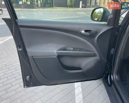 Черный Сеат Altea XL, объемом двигателя 2 л и пробегом 232 тыс. км за 8999 $, фото 15 на Automoto.ua