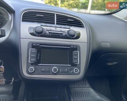 Черный Сеат Altea XL, объемом двигателя 1.6 л и пробегом 294 тыс. км за 10500 $, фото 7 на Automoto.ua