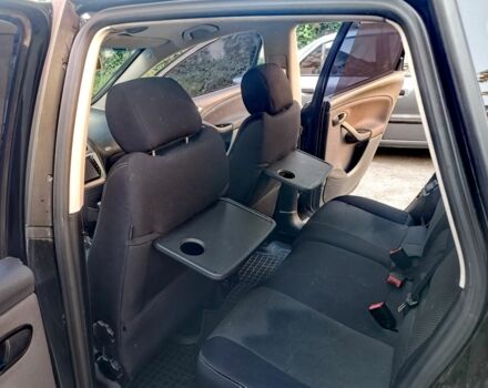 Черный Сеат Altea XL, объемом двигателя 2 л и пробегом 261 тыс. км за 7500 $, фото 8 на Automoto.ua