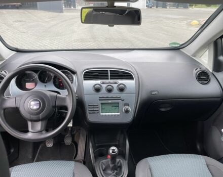 Сеат Altea XL 2009 в Луцке на Automoto.ua Черный Сеат Altea XL, объемом двигателя 1.6 л и пробегом 230 тыс. км за 6200 $, фото 6 на Automoto.ua