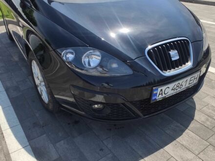 Сеат Altea XL 2013 в Луцке на Automoto.ua Черный Сеат Altea XL, объемом двигателя 2 л и пробегом 165 тыс. км за 9300 $, фото 1 на Automoto.ua