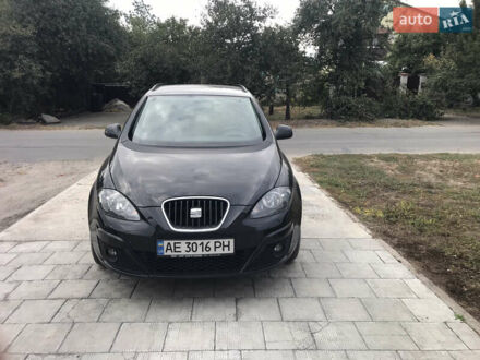 Черный Сеат Altea XL, объемом двигателя 1.6 л и пробегом 88 тыс. км за 11200 $, фото 1 на Automoto.ua