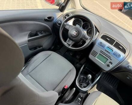 Красный Сеат Altea XL, объемом двигателя 1.8 л и пробегом 195 тыс. км за 5900 $, фото 18 на Automoto.ua