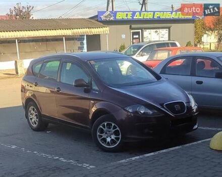 Красный Сеат Altea XL, объемом двигателя 1.97 л и пробегом 280 тыс. км за 5450 $, фото 2 на Automoto.ua