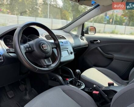 Красный Сеат Altea XL, объемом двигателя 1.8 л и пробегом 195 тыс. км за 5900 $, фото 10 на Automoto.ua