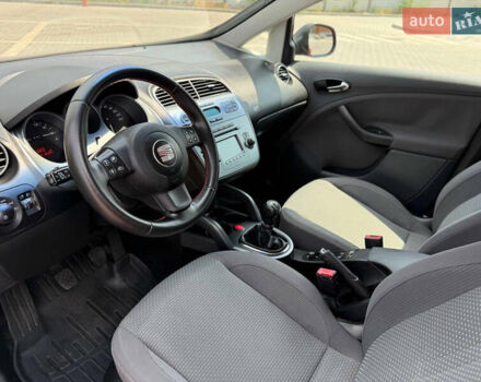 Красный Сеат Altea XL, объемом двигателя 1.8 л и пробегом 195 тыс. км за 5000 $, фото 12 на Automoto.ua