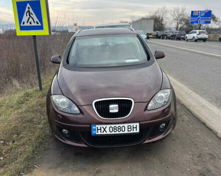 Червоний Сеат Altea XL, об'ємом двигуна 1.98 л та пробігом 216 тис. км за 6500 $, фото 1 на Automoto.ua