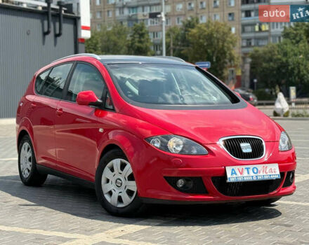 Красный Сеат Altea XL, объемом двигателя 1.8 л и пробегом 195 тыс. км за 5000 $, фото 1 на Automoto.ua