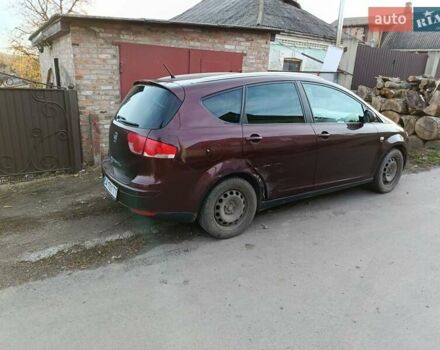 Красный Сеат Altea XL, объемом двигателя 1.4 л и пробегом 243 тыс. км за 4400 $, фото 1 на Automoto.ua