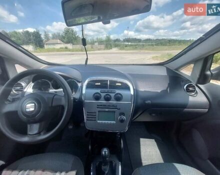 Красный Сеат Altea XL, объемом двигателя 1.6 л и пробегом 272 тыс. км за 4900 $, фото 14 на Automoto.ua