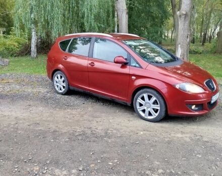 Красный Сеат Altea XL, объемом двигателя 1.4 л и пробегом 275 тыс. км за 5500 $, фото 3 на Automoto.ua