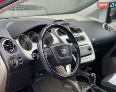 Красный Сеат Altea XL, объемом двигателя 1.8 л и пробегом 131 тыс. км за 6400 $, фото 13 на Automoto.ua