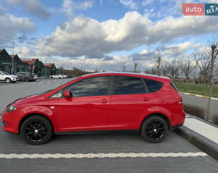 Красный Сеат Altea XL, объемом двигателя 1.39 л и пробегом 199 тыс. км за 5999 $, фото 4 на Automoto.ua