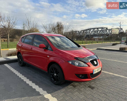 Красный Сеат Altea XL, объемом двигателя 1.39 л и пробегом 199 тыс. км за 5999 $, фото 2 на Automoto.ua