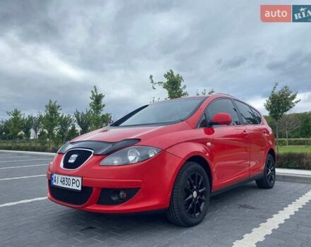 Красный Сеат Altea XL, объемом двигателя 1.39 л и пробегом 196 тыс. км за 6999 $, фото 4 на Automoto.ua