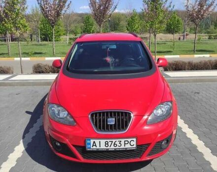 Красный Сеат Altea XL, объемом двигателя 1.6 л и пробегом 142 тыс. км за 10200 $, фото 2 на Automoto.ua