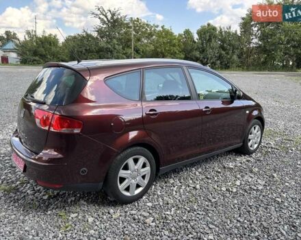 Сеат Altea XL, объемом двигателя 1.6 л и пробегом 248 тыс. км за 6000 $, фото 12 на Automoto.ua