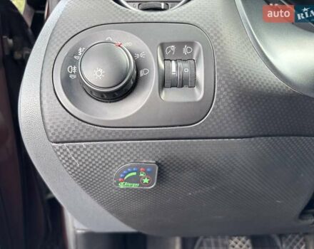 Сеат Altea XL, объемом двигателя 1.6 л и пробегом 248 тыс. км за 6000 $, фото 25 на Automoto.ua