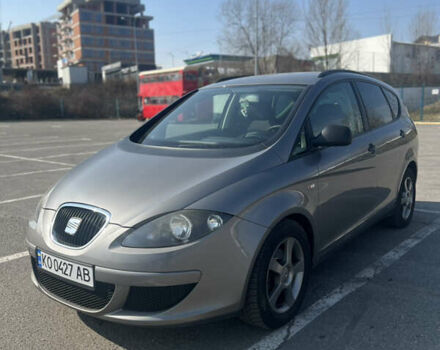 Сеат Altea XL, об'ємом двигуна 1.9 л та пробігом 270 тис. км за 6000 $, фото 9 на Automoto.ua