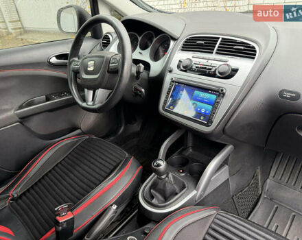 Сеат Altea XL, объемом двигателя 1.6 л и пробегом 250 тыс. км за 7000 $, фото 6 на Automoto.ua