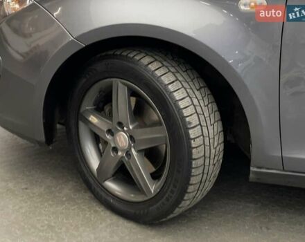 Сеат Altea XL, объемом двигателя 1.6 л и пробегом 212 тыс. км за 9799 $, фото 7 на Automoto.ua