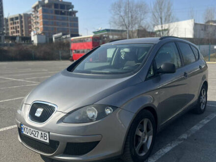 Сеат Altea XL 2008 у Ужгороді на Automoto.ua Сеат Altea XL, об'ємом двигуна 1.9 л та пробігом 270 тис. км за 6500 $, фото 1 на Automoto.ua