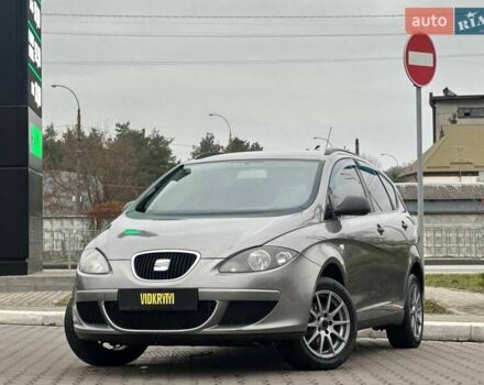 Серый Сеат Altea XL, объемом двигателя 1.6 л и пробегом 287 тыс. км за 6350 $, фото 1 на Automoto.ua