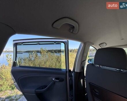 Серый Сеат Altea XL, объемом двигателя 2 л и пробегом 230 тыс. км за 7000 $, фото 6 на Automoto.ua