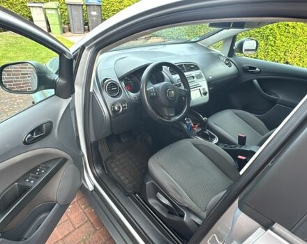 Серый Сеат Altea XL, объемом двигателя 2 л и пробегом 265 тыс. км за 2950 $, фото 5 на Automoto.ua