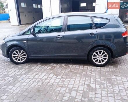 Сірий Сеат Altea XL, об'ємом двигуна 1.9 л та пробігом 286 тис. км за 6050 $, фото 3 на Automoto.ua