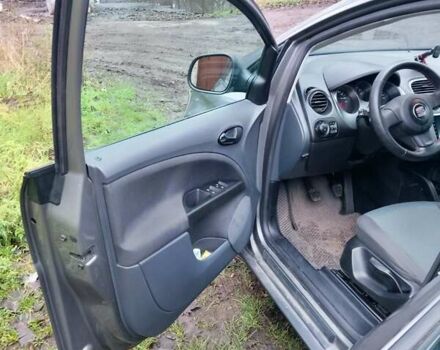 Сірий Сеат Altea XL, об'ємом двигуна 1.6 л та пробігом 215 тис. км за 6000 $, фото 6 на Automoto.ua