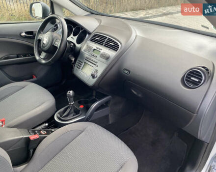 Серый Сеат Altea XL, объемом двигателя 1.4 л и пробегом 225 тыс. км за 4200 $, фото 12 на Automoto.ua