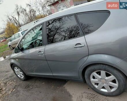 Серый Сеат Altea XL, объемом двигателя 1.97 л и пробегом 329 тыс. км за 6200 $, фото 4 на Automoto.ua