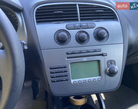 Сеат Altea XL 2008 в Виннице на Automoto.ua Серый Сеат Altea XL, объемом двигателя 1.6 л и пробегом 181 тыс. км за 6500 $, фото 9 на Automoto.ua