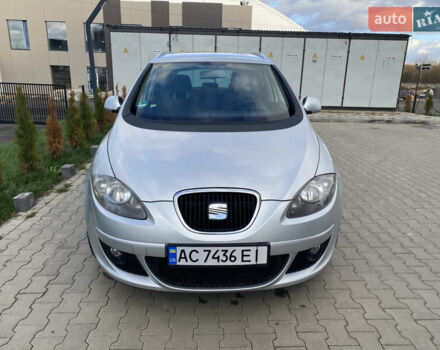 Серый Сеат Altea XL, объемом двигателя 1.4 л и пробегом 225 тыс. км за 4200 $, фото 2 на Automoto.ua
